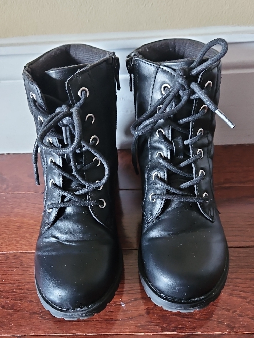 The Children's Place Quilted Black Lace-Up Kids Boots